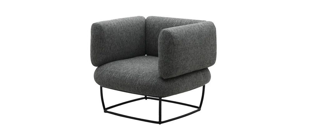 Кресло с подлокотниками