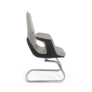 Кресло для посетителя