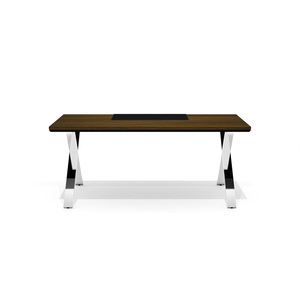 Cтол на металлическом каркасе