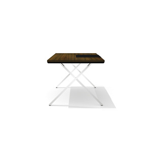 Cтол на металлическом каркасе