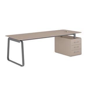 Стол руководителя с опорной тубой (универсальный)