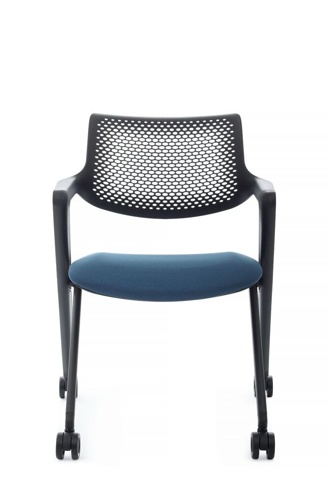 Кресло для посетителя Dream-F