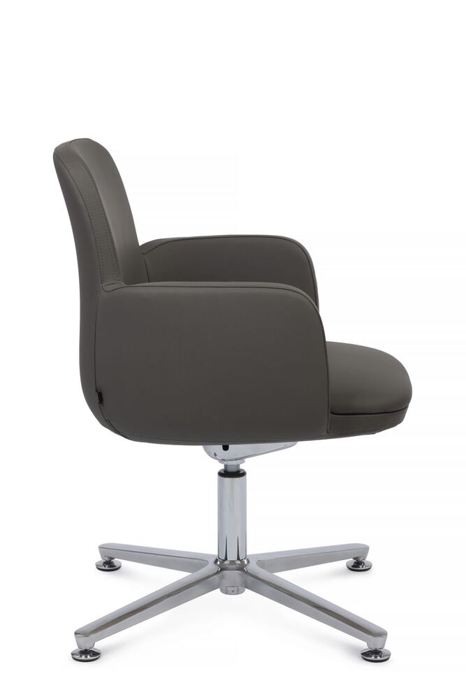 Кресло для персонала Charm-ST