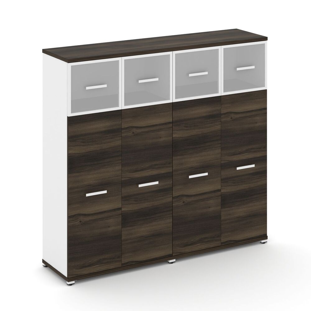 Шкаф две широкие секции, 4 ниши