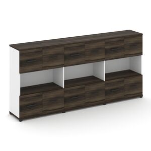 Шкаф три широкие секции, 3 ниши