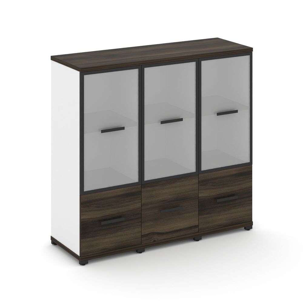 Шкаф три узкие секции, 3 ниши