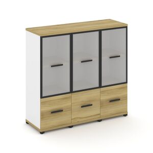 Шкаф три узкие секции, 3 ниши