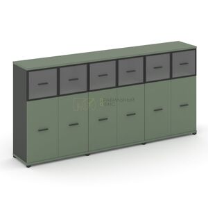 Шкаф три широкие секции, 3 ниши