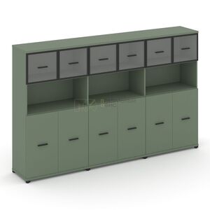 Шкаф три широкие секции, 4 ниши