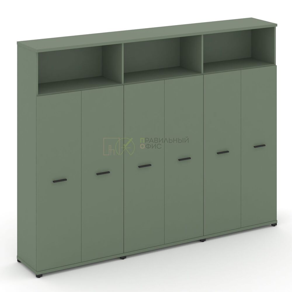 Шкаф три широкие секции, 5 ниш