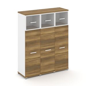 Шкаф три узкие секции, 4 ниши