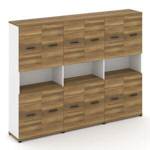 Шкаф три широкие секции, 5 ниш