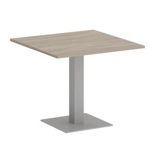 Стол квадратный