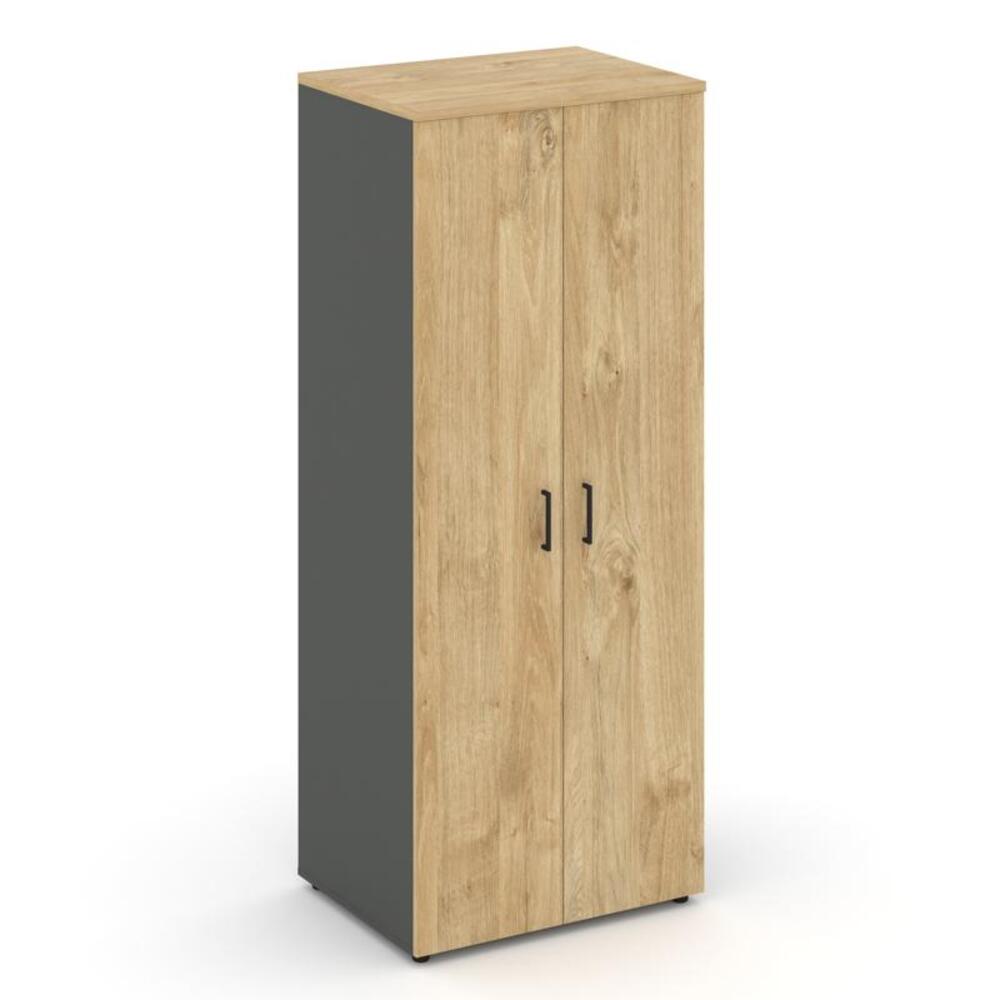 Гардероб широкий глубокий