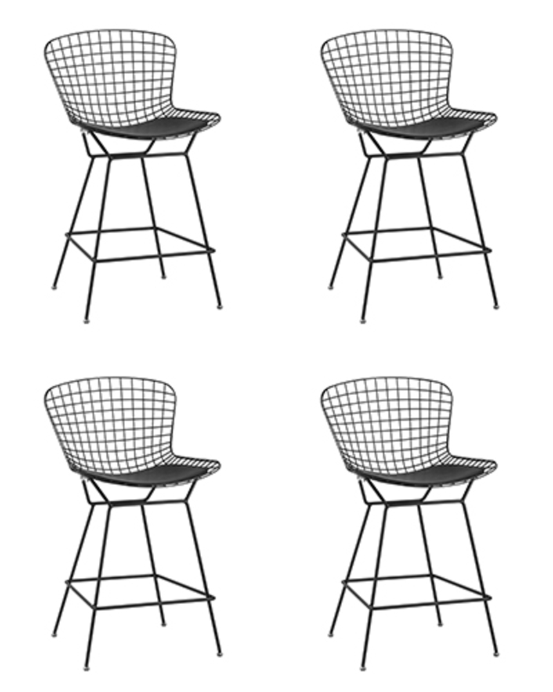 Комплект из четырех стульев