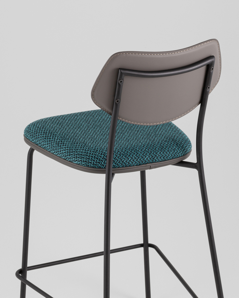 Стул полубарный