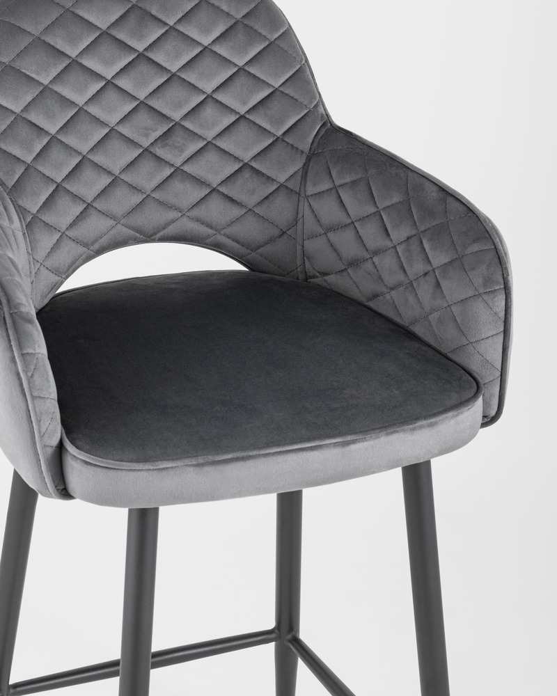 Стул полубарный