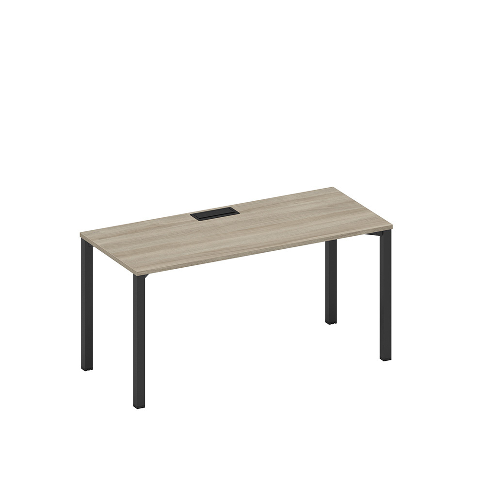 Стол письменный на металлокаркасе, столешница с заглушкой